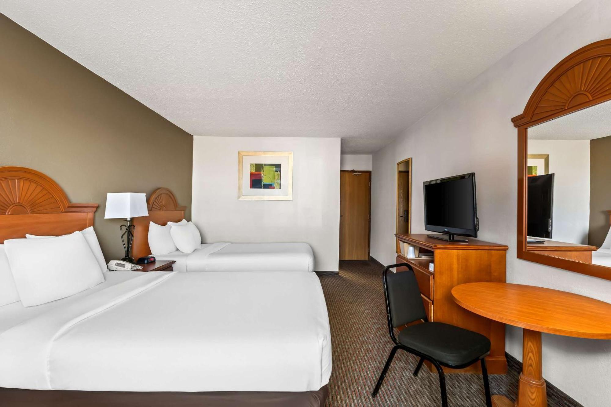 Quality Inn Sidney I-80 Exterior foto
